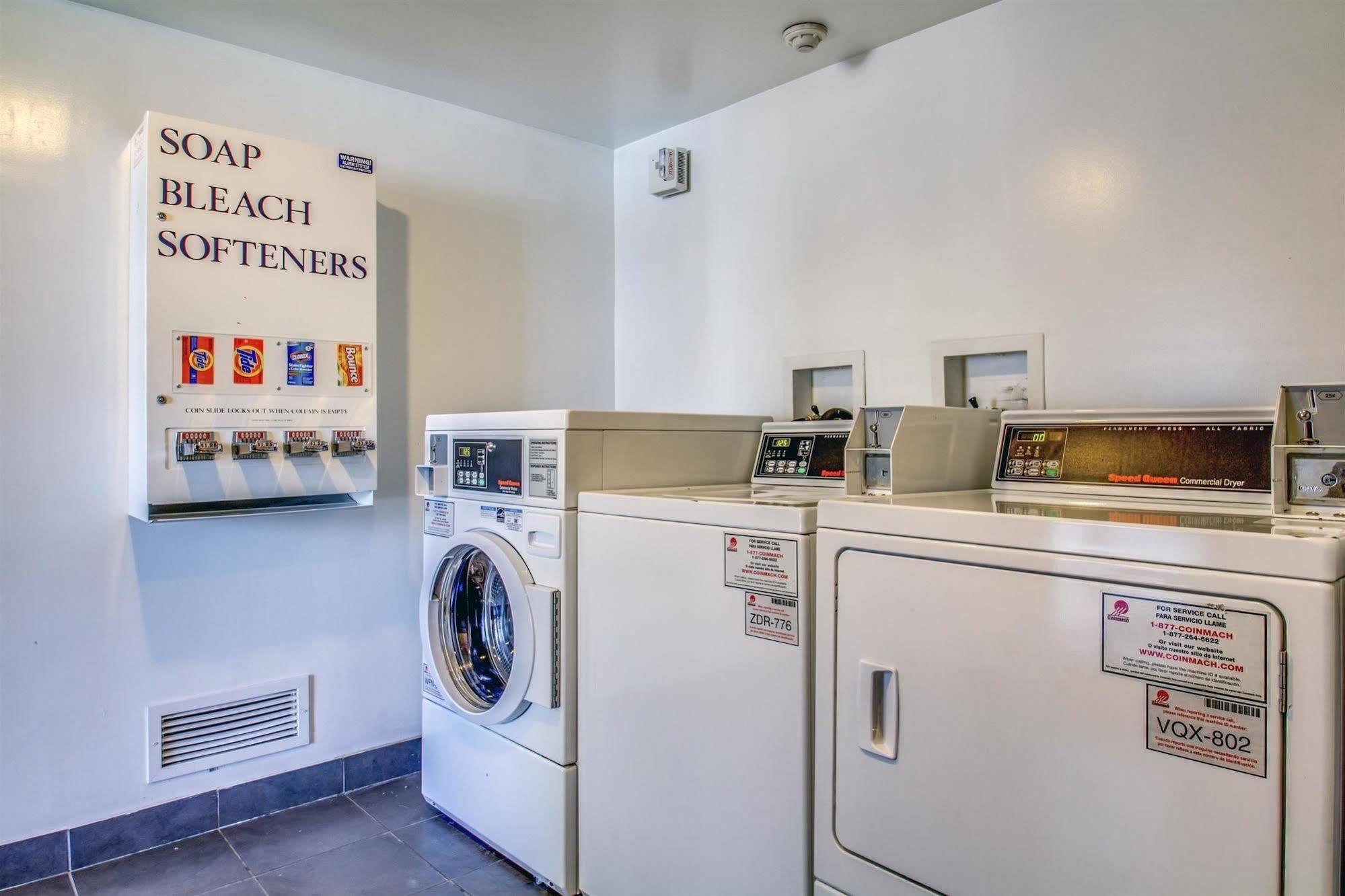 Motel 6-Buffalo, Ny - Airport - Уильямсвилл Экстерьер фото